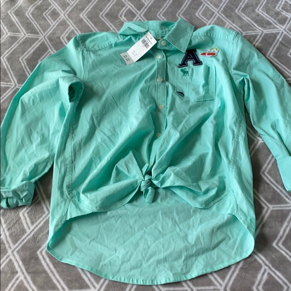 NWT Abercrombie shirt